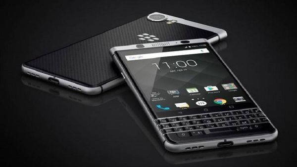 عودة بلاك بيري: إطلاق هاتف «KEYone» بلوحة مفاتيح مميزة