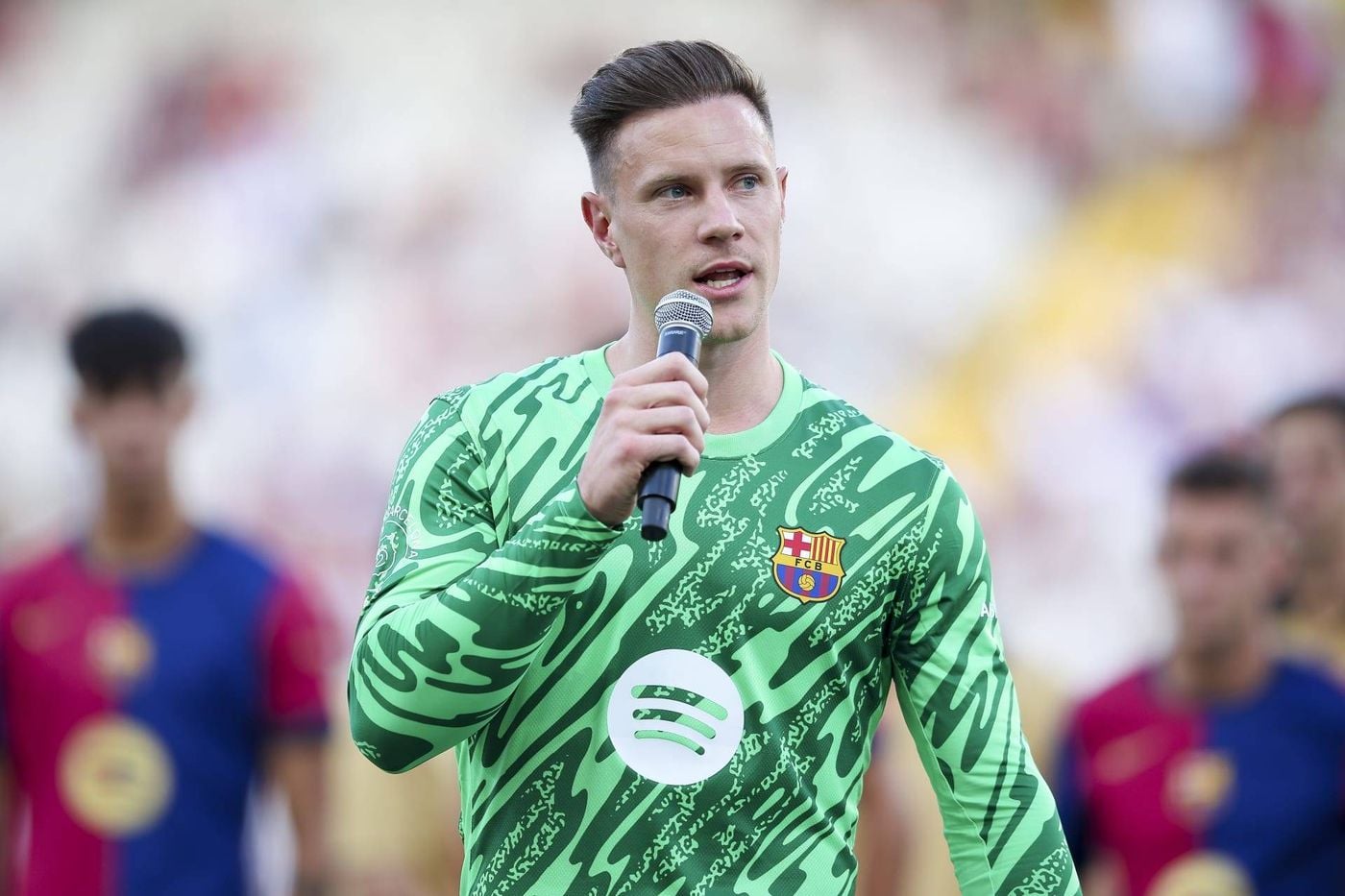 أسابيع حاسمة لشتيغن