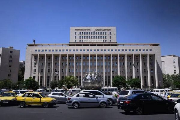 سوريا تترقب أكثر من مليار دولار لتأسيس مصارف جديدة