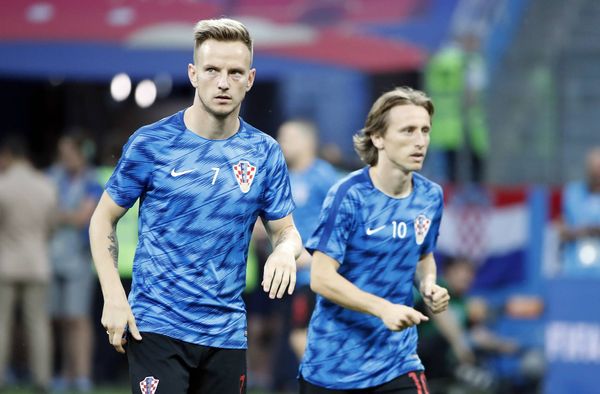 راكيتش يتحدث عن المقارنة بين مودريتش وميسي