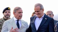 بزشكيان يشيد بدور باكستان في التوصل إلى اتفاق إنهاء الحرب