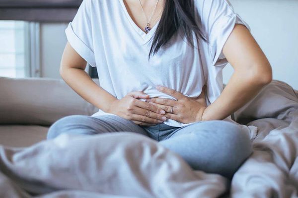 علامات غير معروفة لحالة شائعة تصيب النساء!