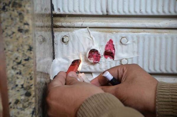 مؤسسات مخالفة للشروط الصحية أقفلت بالشمع الأحمر