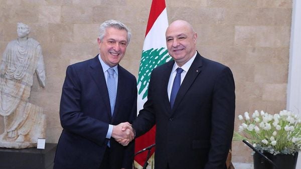 الرئيس عون يلتقي غراندي: لبنان يريد عودة النازحين الى بلادهم في أسرع وقت
