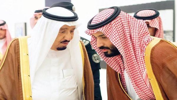 بالصور۔۔ توقيع اتفاق تاريخي بحضور الملك سلمان وولي العهد