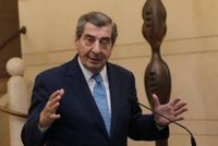 الفرزلي لـ"الديار": التمديد للبرلمان غير دستوري