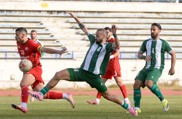 بطولة لبنان... تعادل سلبي بين الأنصار والنجمة