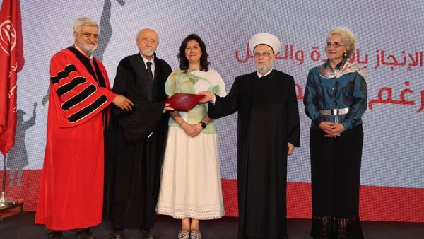 كرامي في تخريج طلاب جامعة المقاصد: استعادة الدولة تبدأ من المدرسة والجامعة