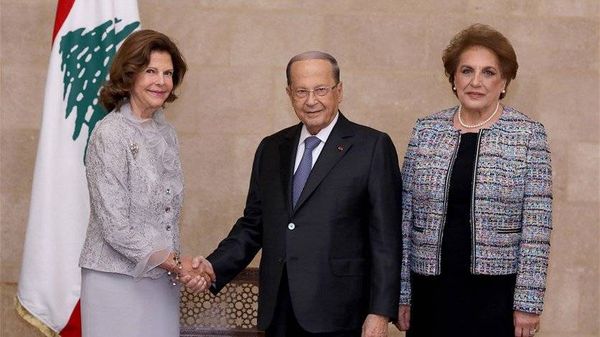 الرئيس عون واللبنانية الاولى استقبلا الملكة سيلفيا في قصر بعبدا
