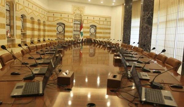 ما الذي يمنع ولادة الحكومة في 24 ساعة بعد التشكيلة شبه النهائية؟!
وساطة اللواء ابراهيم ذلّلت العقد... وتبقى تسمية الوزيرين المسيحيين