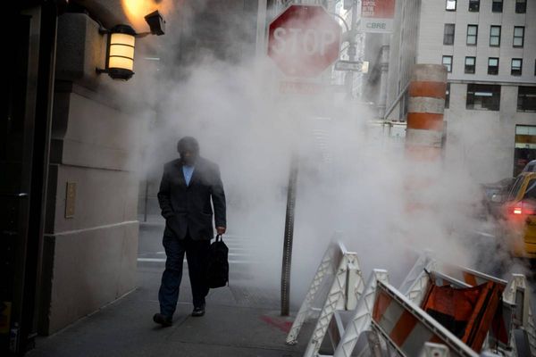 مستثمرو السندات يتعرضون لرهانات أكثر خطورة طمعاً في عوائد أكبر