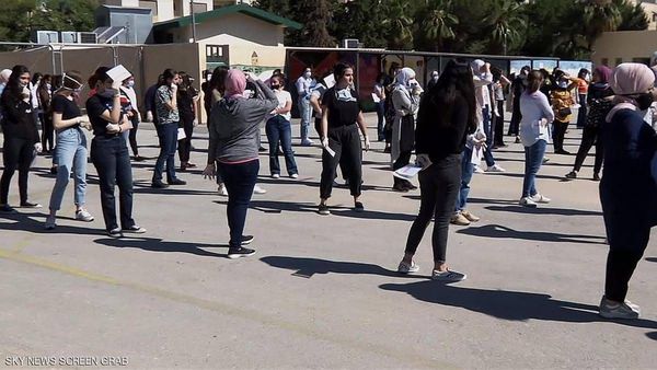 رسب في الثانوية العامة بمصر.. فأنهى حياته