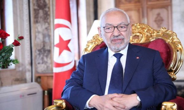 بعيد إطلاق سراحه
 الغنوشي يحذر من عودة الدكتاتورية