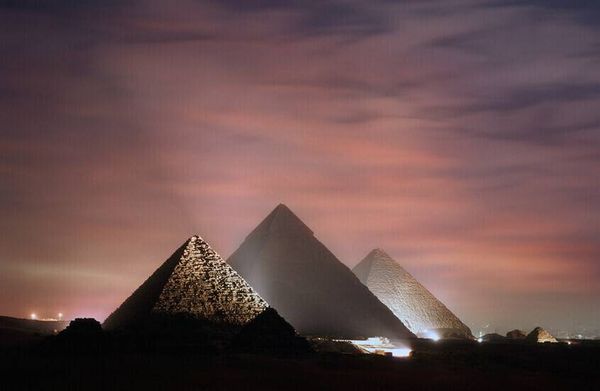 عودة الجدل حول بناء الأهرامات!