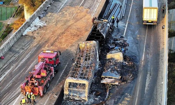 كارثة مرورية في كوريا الجنوبية: شاحنة صهريج تتسبب بسلسلة اصطدامات قاتلة