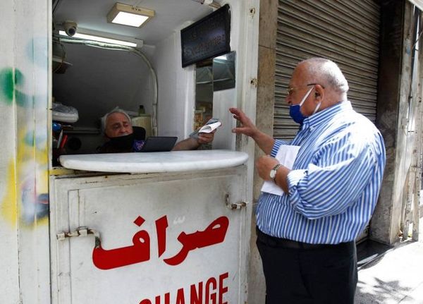 استقرار في سعر صرف الدولار.. فكم سجل صباح اليوم؟