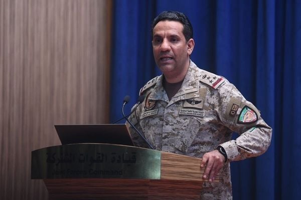 المتحدث باسم التحالف: الدفاعات الجوية أحبطت محاولات الحوثيين استهداف مدنيين في بيش والطائف وفرسان وينبع