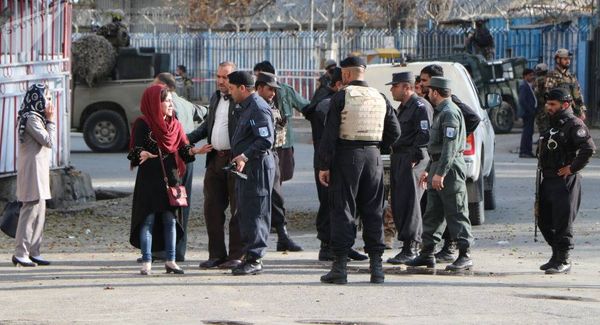 أوزبكستان تتواصل مع روسيا وأمريكا حول تسوية الوضع في أفغانستان