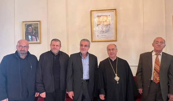 حزب الله يقدّم التهاني بالميلاد للمرجعيات الروحية في صيدا