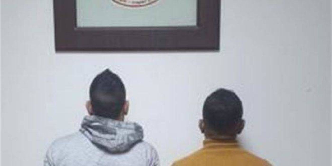 عصابة سرقة سيارات بقبضة قوى الأمن