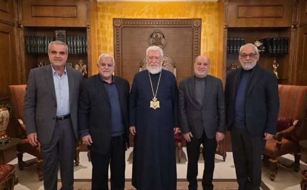 وفد من حزب الله زار البطريرك كيشيشيان:
لضغط دولي للإفراج عن الأسرى ووقف الإعتداءات