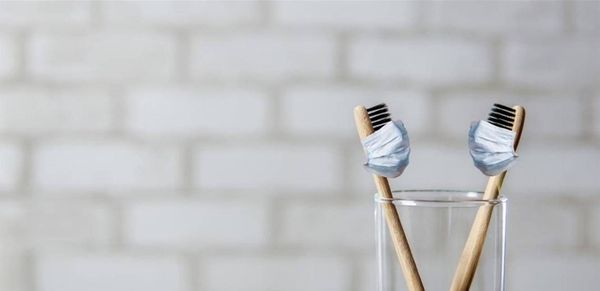 هل يجب التخلص من فرشاة أسنانك بعد تعافيك من كورونا؟