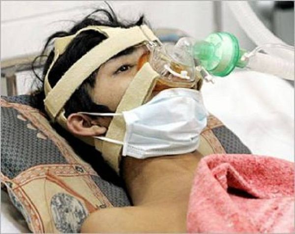 طلب شاب القاء النظرة الشرعيه لـ خطيبته وفجاة اصيب باختناق وكاد ان يموت والسبب ان خطيبته ..!!