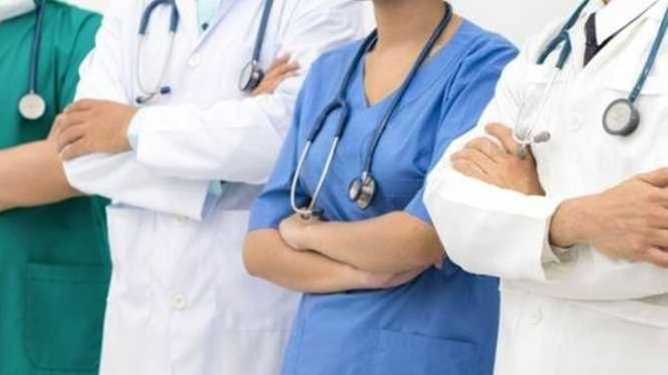 نقابة المستشفيات  وبخاش استنكرا الاعتداء
بالضرب على مدير مستشفى الأطباء في البقاع