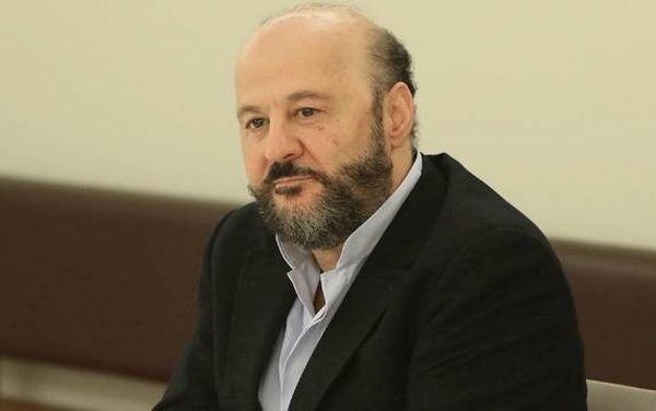 «الإنتخابات النيابيّة في موعدها وفجوات في قانون الفجوة الماليّة»
رياشي لـ«الديار»: العلاقة بين بعبدا ومعراب جيدة
واختلاف وجهات النظر ببعض الملفات طبيعي وديمقراطي