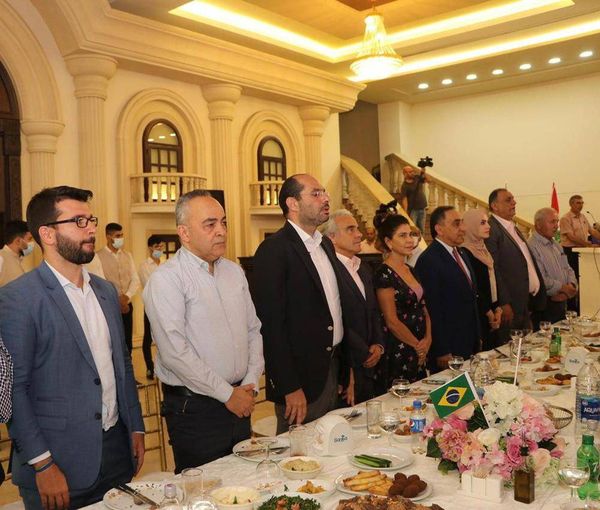 مراد: واجب المغتربين أن يقفوا مع أهلهم
