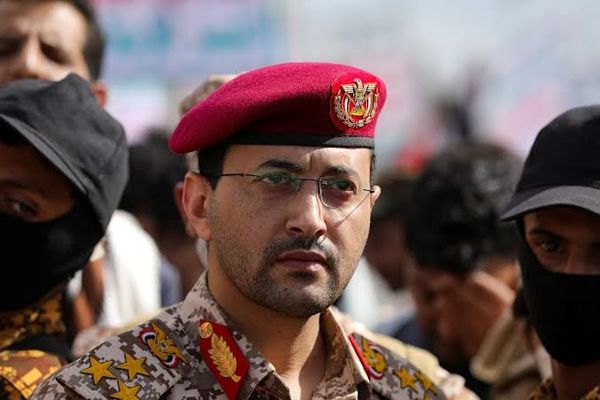 الحوثيون: الطيران الحربي السعودي شن خلال الساعات الـ24 الماضية 40 غارة مستهدفا محافظات تعز وحجة ومأرب
