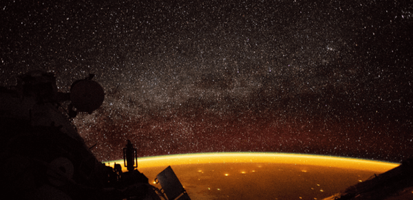 مشهد يخطف الأنفاس.. NASA تنشر صوراً "لتوهّج الهواء"! (فيديو)