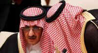 بالصور: بعد إعفائه من مهامه.. ظهور جديد للأمير محمد بن نايف