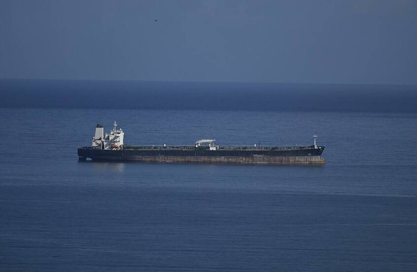 روسيا: مسيرتان أوكرانيتان هاجمتا ناقلة النفط 