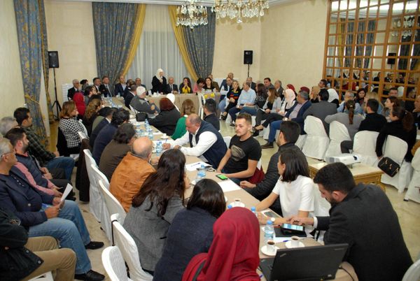 الحريري في اجتماع فريق عملها الانتخابي: الإستحقاق محطة للمراجعة وفرصة للمحاسبة وهذا حق للناس