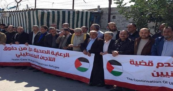 اعتصام امام مدخل عين الحلوة احتجاجا على سياسة الاونروا