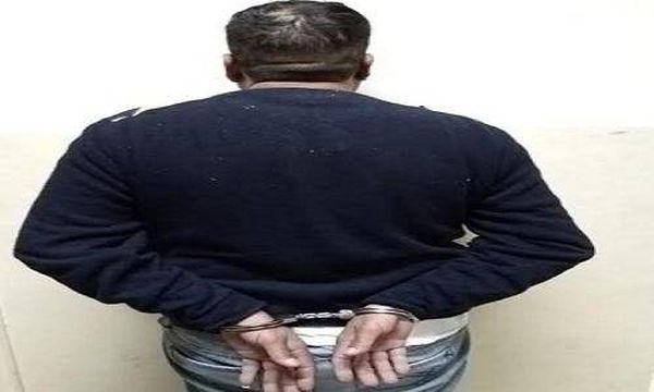 عنّف ابنه وتسبب له بحروق في جسده
