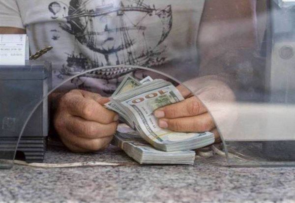 سعرُ صرف الدولار في السوق السوداء اليوم