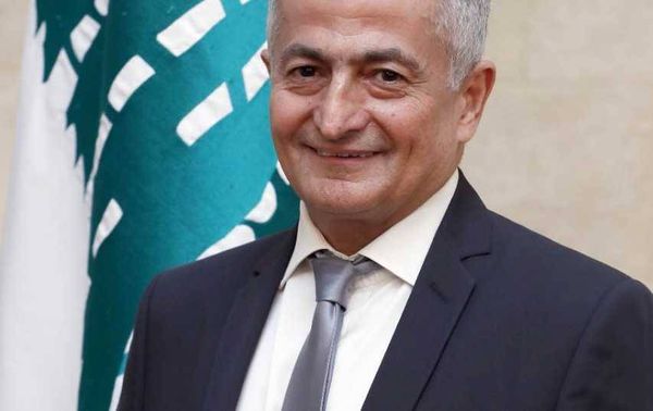 الخليل: رواتب القطاع العام والقوى

العسكرية على "صيرفة" 60 ألفاً