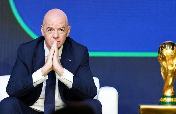 إنفانتينو يدافع عن أسعار تذاكر مونديال 2026