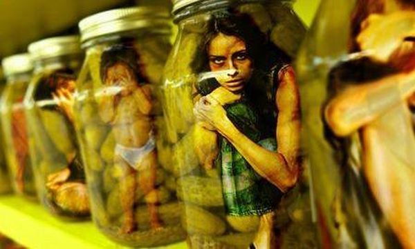 رغم التطور.. لا يزال 30 مليون شخصاً يعانون منها!... أديان العالم اجتمعت للقضاء على العبودية الحديثة