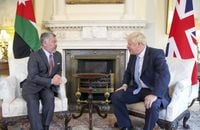 الملك عبدالله الثاني يزور بريطانيا ويلتقي جونسون ووكبار المسؤولين