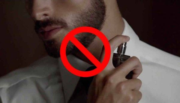 اليك الطريقة والمكان الصحيح لرش العطر!