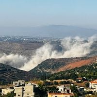 غارات إسرائيلية تستهدف المنصوري وحاريص... وقصف مدفعي على علي الطاهر