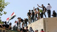 المتظاهرون المناصرون للصدر يقتحمون المنطقة الخضراء المحصنة في بغداد