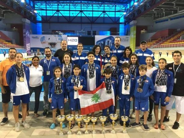 10 أرقام و39 ذهبية لنادي النجاح في بطولة الدوحة بالسباحة
