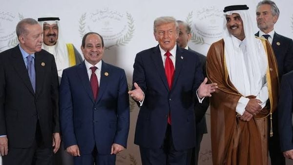 ملادينوف للجزيرة: قطر ومصر وتركيا أدت دورا مهما في دفع الاتفاق مع حماس قدما