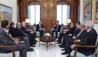 الأسد أكد أمام الوفدين الوزاري والنيابي على علاقة الأخوّة
وتقدير لاحتضان لبنان لـ "أهلنا وشعبنا": مستعدّون لكلّ شيء في كلّ المجالات