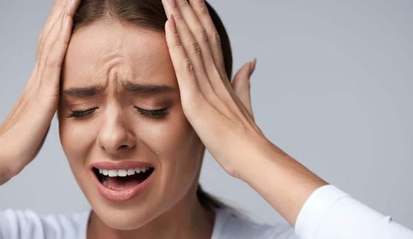 الصداع المتكرر.. متى تكون الأسنان هي السبب؟