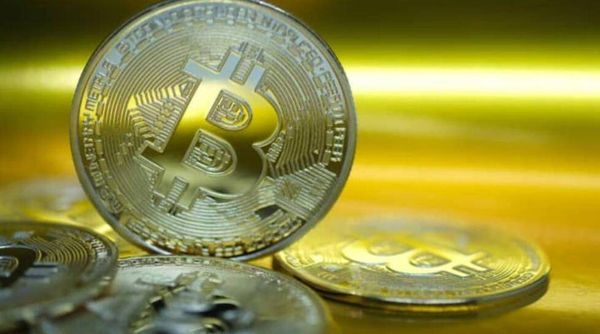 كندا تطلق أول صندوق لعملة البتكوين في البورصة في العالم